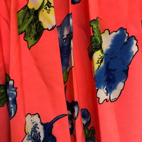 Asos Pleated Midi Skirt in Floral Print - Picture 10 of 10